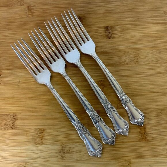 Wm A Rogers Oneida Valley Rose 1956 Set of 4 Forks Silver Plate Discontinued - Picture 1 of 4